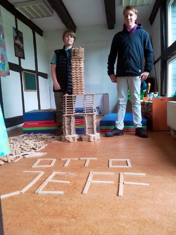 Turmbau1.jpg Turmbau1.jpg